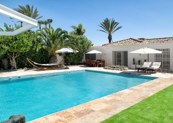 Casa Azul First Line -puerto Banus Golden Mile 公寓 马尔韦利亚
